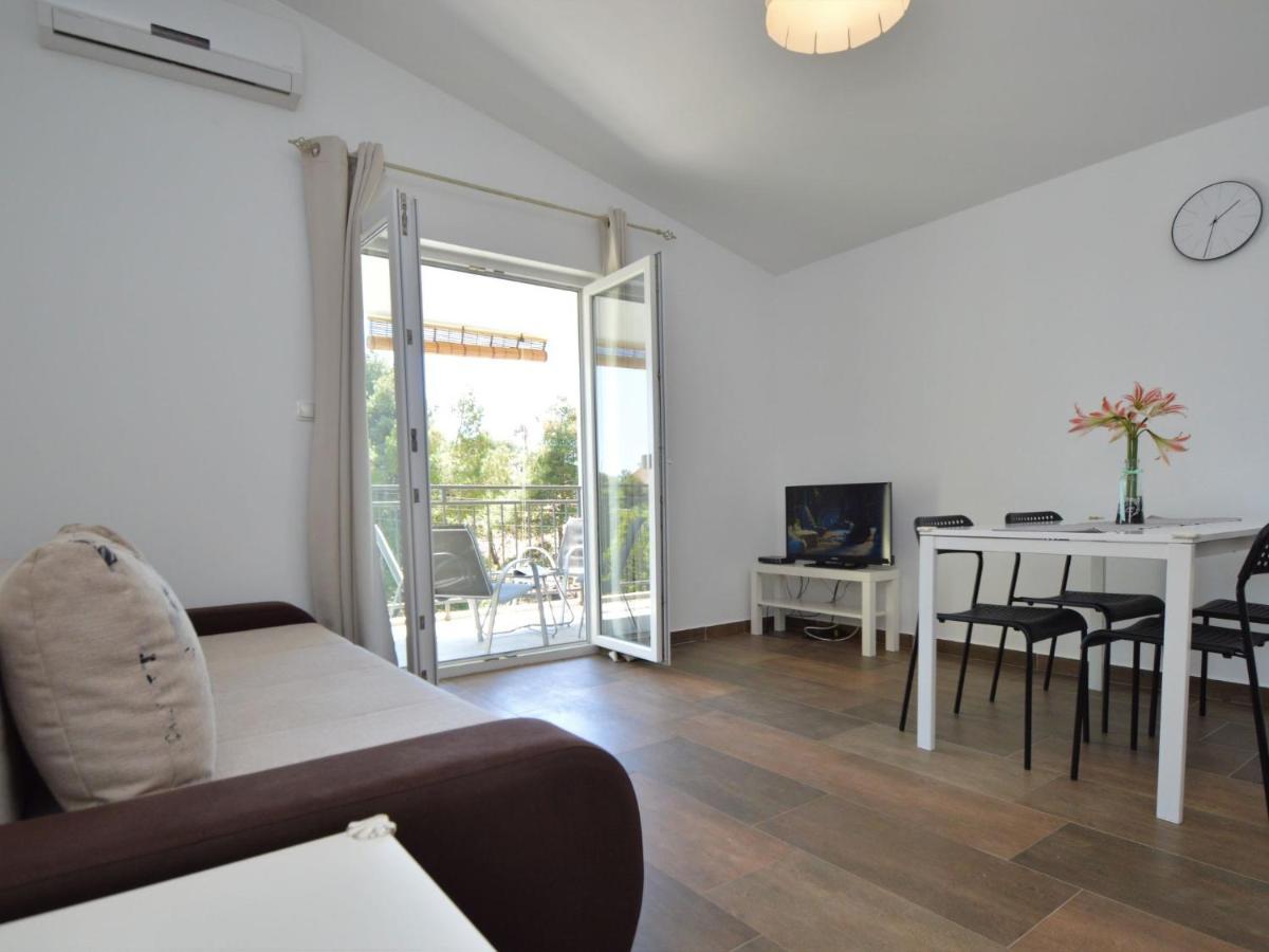 Apartment Ivka-2 By Interhome Трибунь Екстер'єр фото